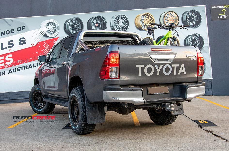 TOYOTA HILUX N80 4WD FMJ XD SATIN BLACK